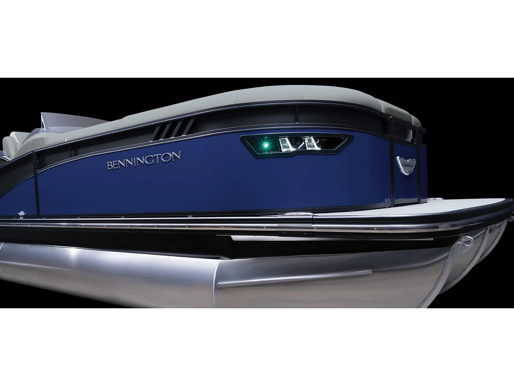 Bennington Marine LX Sport Line 23 LXS Fastback Quad Bench 2025 alt