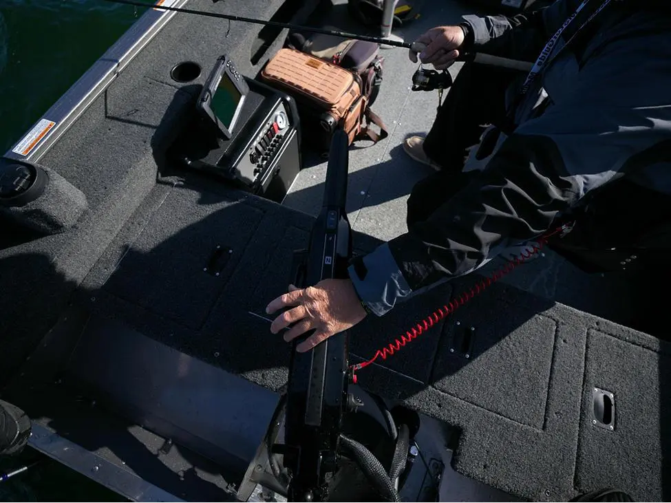 2025 Lund 1775 Pro Guide Tiller