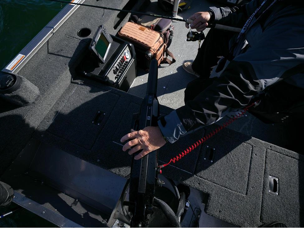 Lund 1775 Pro Guide 1775 Pro Guide Tiller 2025 alt