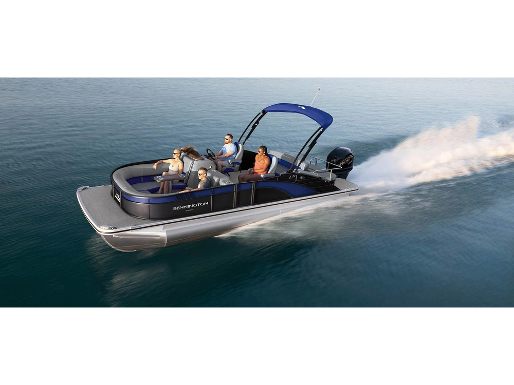 Bennington Marine L Bowrider Line 23 LT Fastback Quad Bench 2025 alt