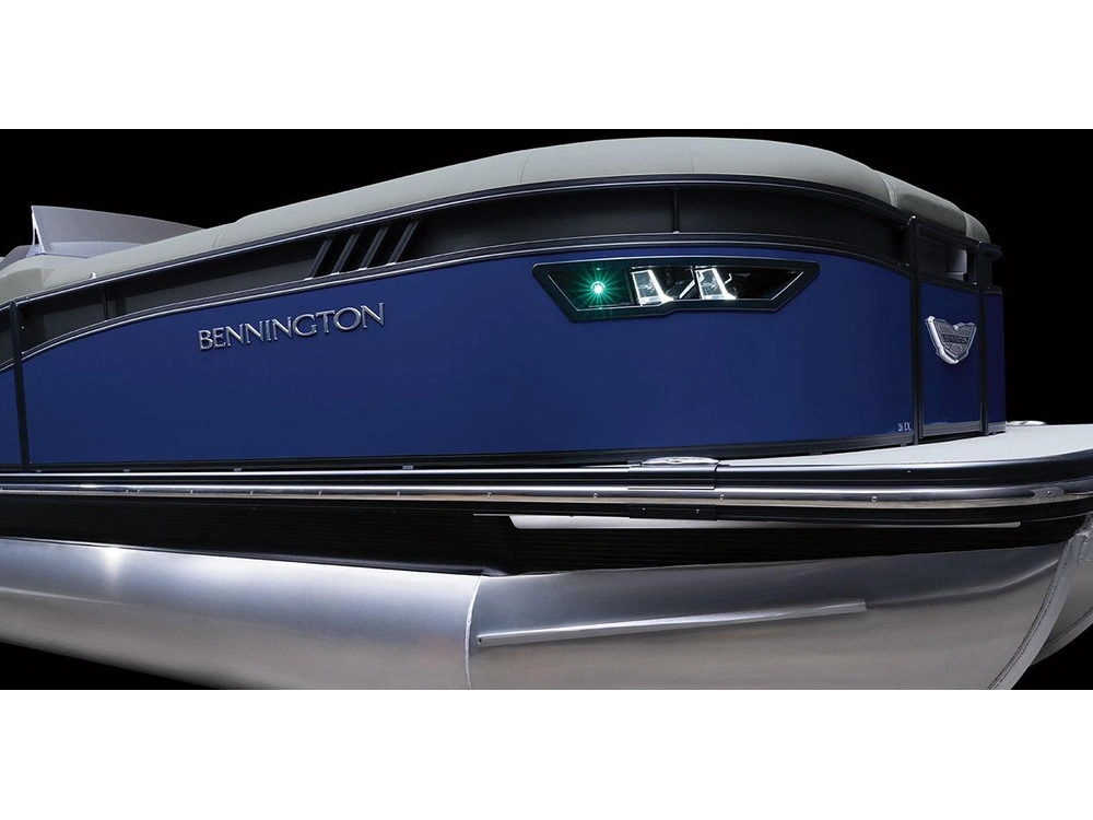 2025 Bennington Marine LX Sport Line 23 LXS Fastback Quad Bench alt