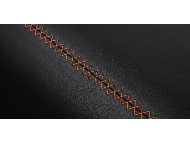 Bennington Marine R Line 23 R Quad Bench 2025 alt