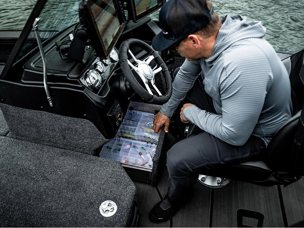 Lund 2075 Pro-V 2075 Pro-V Sport 2025 alt