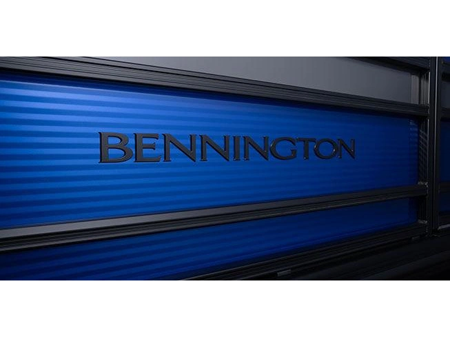 2025 Bennington Marine S Line 20 S Stern Radius Quad Bench alt