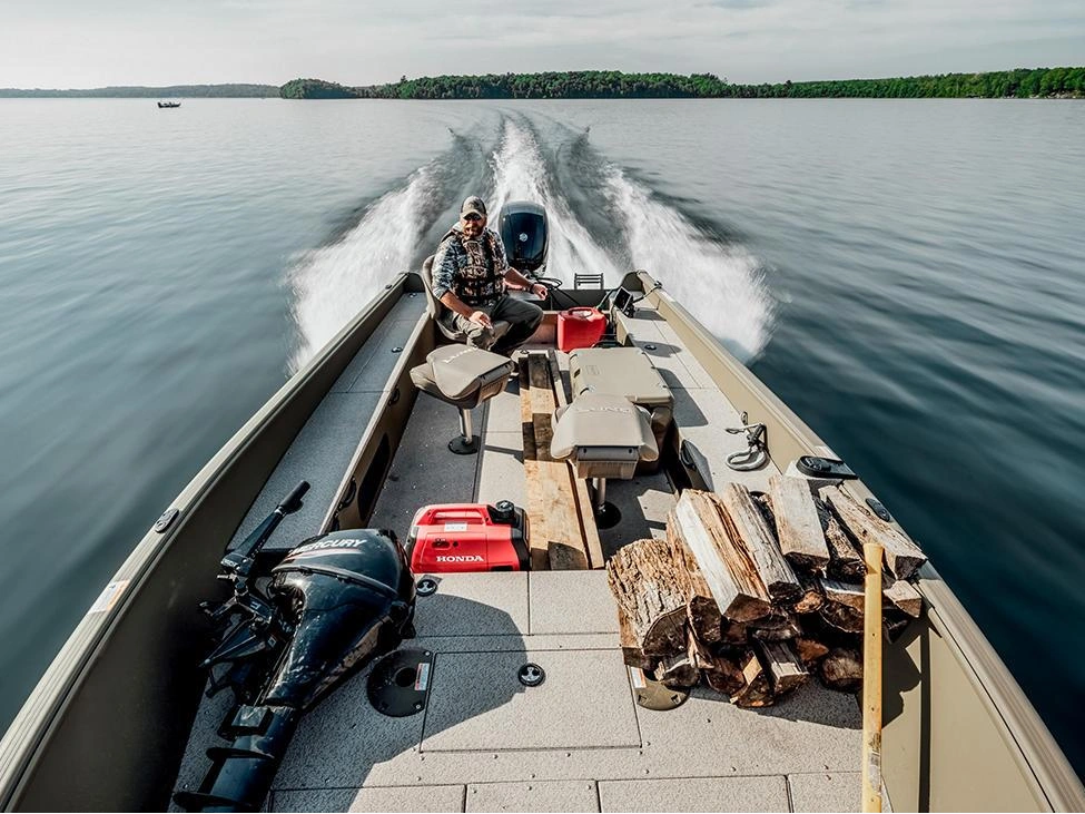 2025 Lund 2075 Alaskan 2075 Alaskan Tiller alt