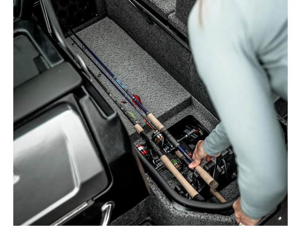 2025 Lund 2075 Pro-V Sport