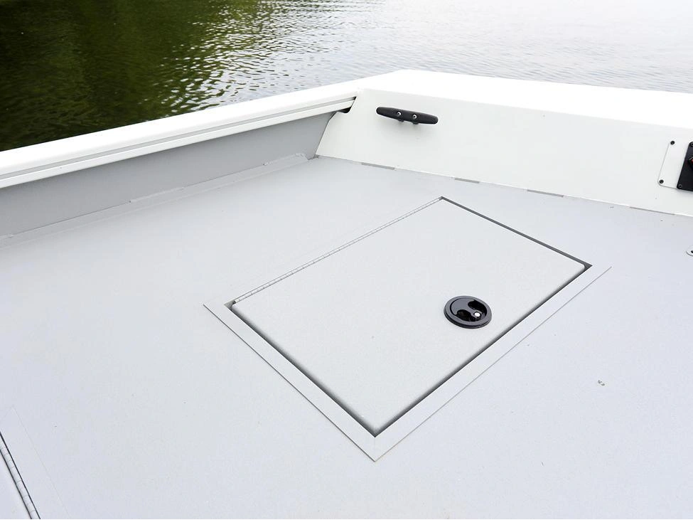 Lund 1660 Predator 1660 Predator Tiller 2025 alt