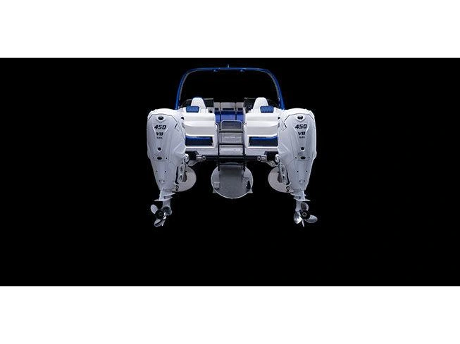 2025 Bennington Marine QX Line 23 QX Fastback Quad Bench alt