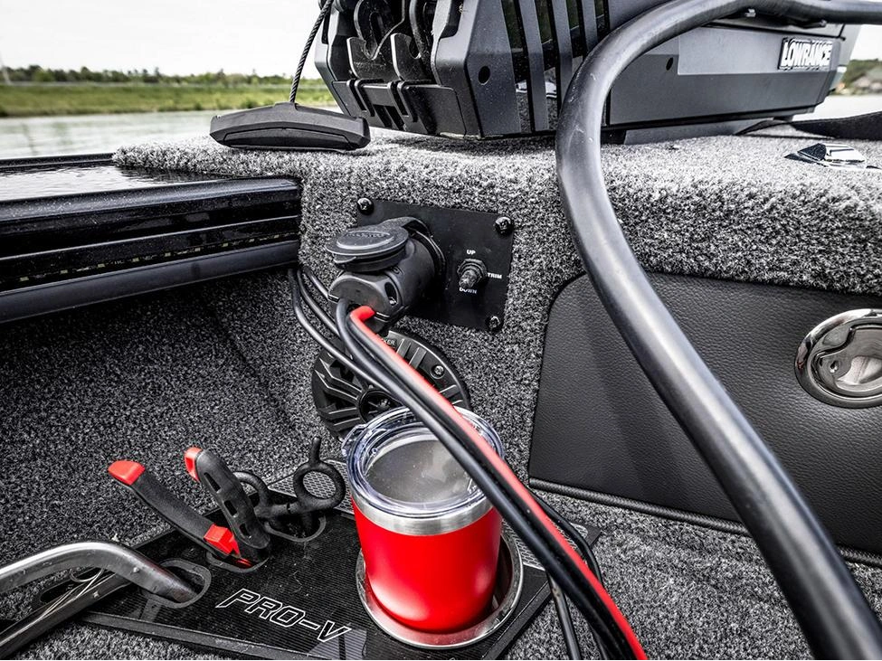 Lund 2175 Pro-V 2175 Pro-V Sport 2025 alt