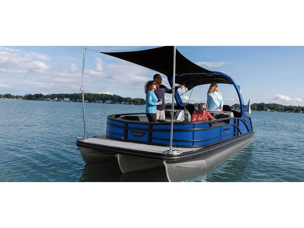 2025 Bennington Marine R Bowrider Line 22 RT Fastback Quad Bench alt