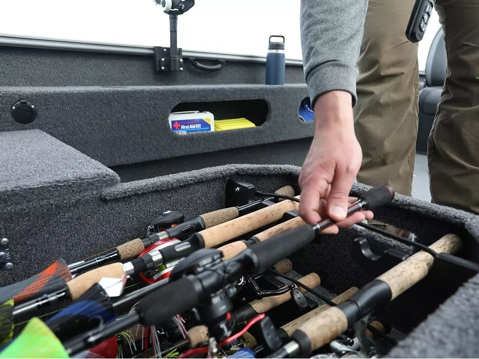 2025 Lund 1775 Pro Guide 1775 Pro Guide Tiller alt