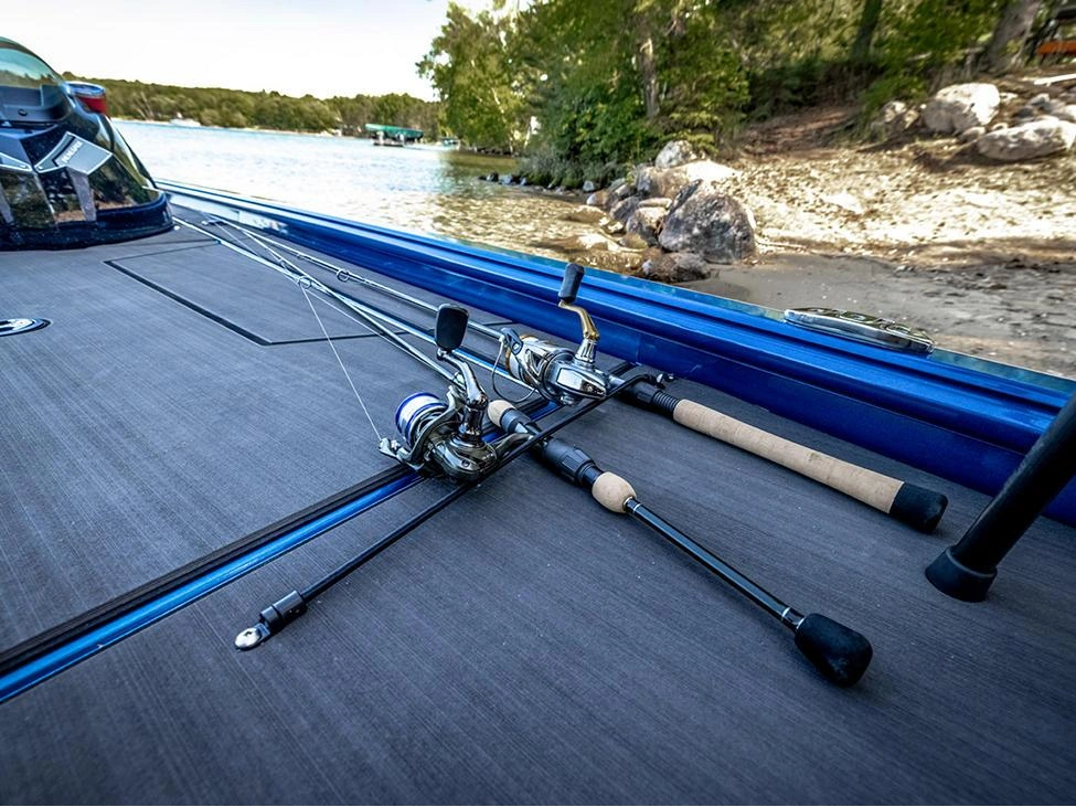 Lund 1975 Renegade 1975 Renegade SS 2025 alt