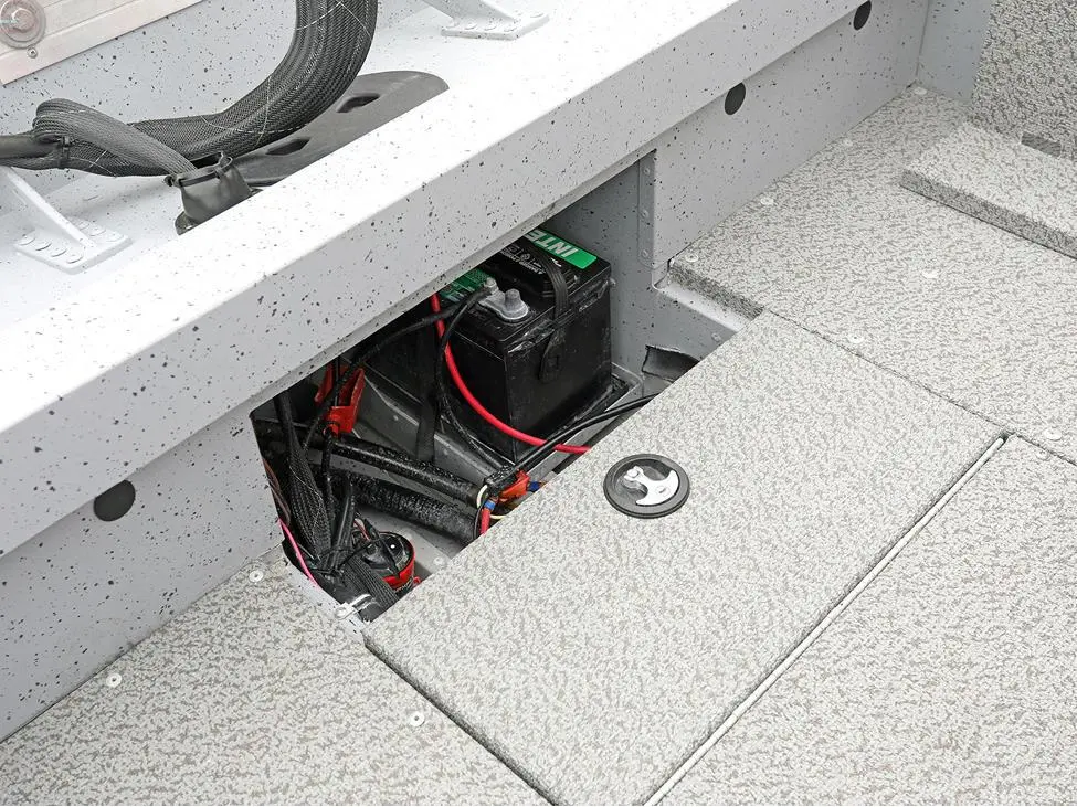 2025 Lund 2075 Alaskan SS