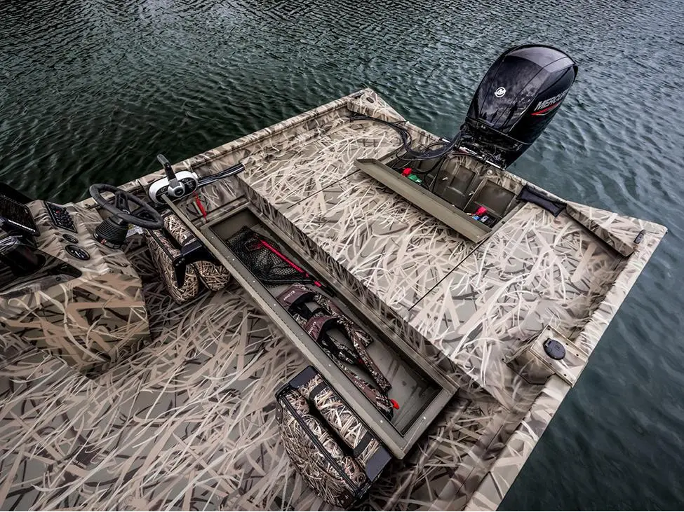 Lund 2070 Predator SS 2025
