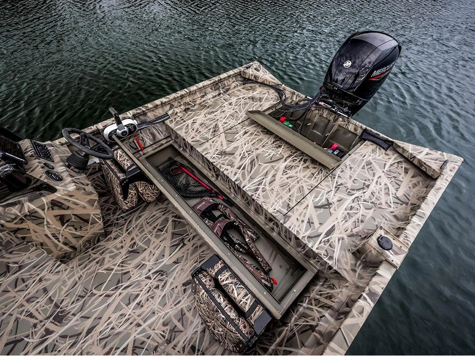 Lund 2070 Predator 2070 Predator SS 2025 alt