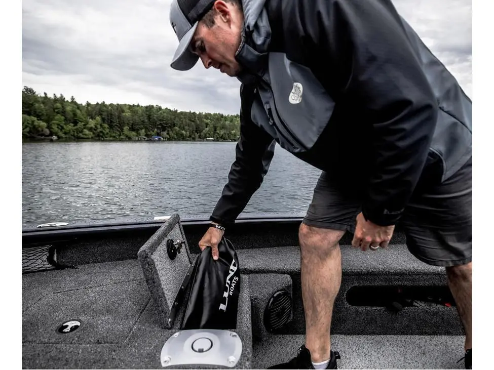 Lund 1875 Pro Guide Tiller 2025