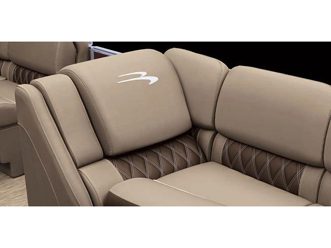 Bennington Marine R Line 23 R Quad Bench 2025 alt