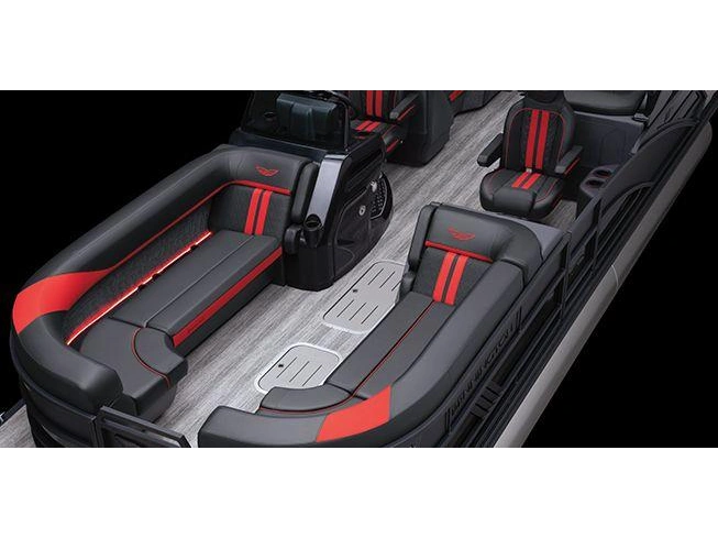 Bennington Marine M Line 22 M Fastback Quad Bench 2025 alt