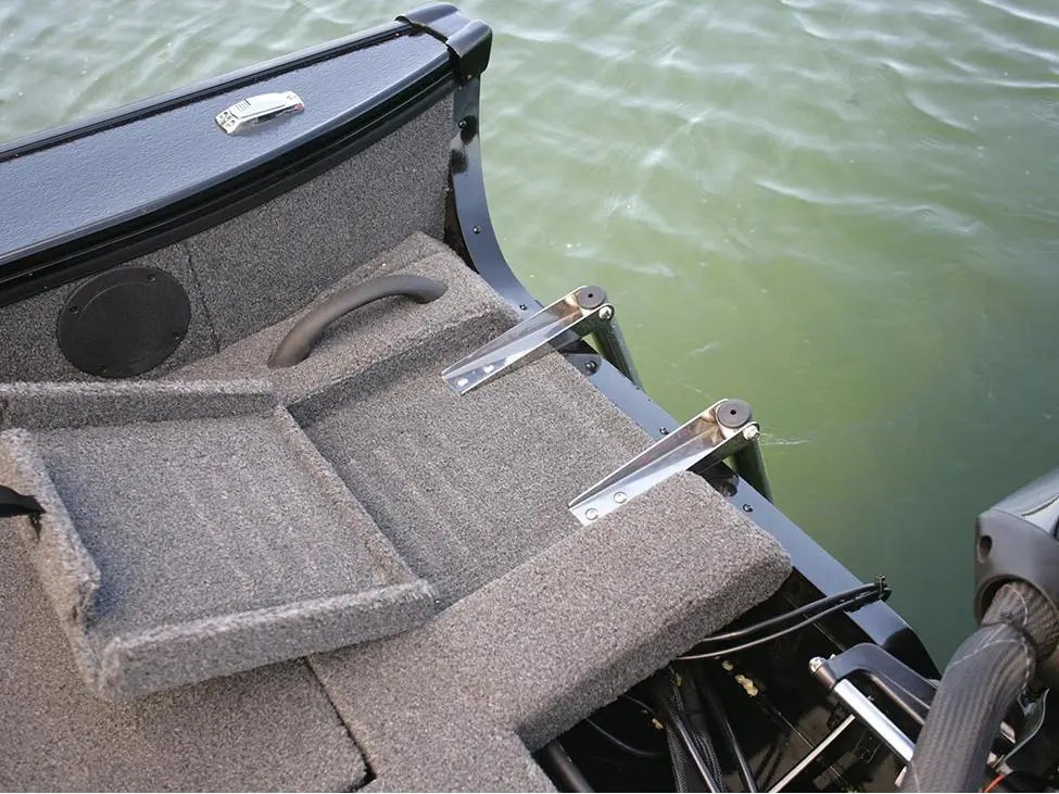 2025 Lund 1875 Crossover XS Sport