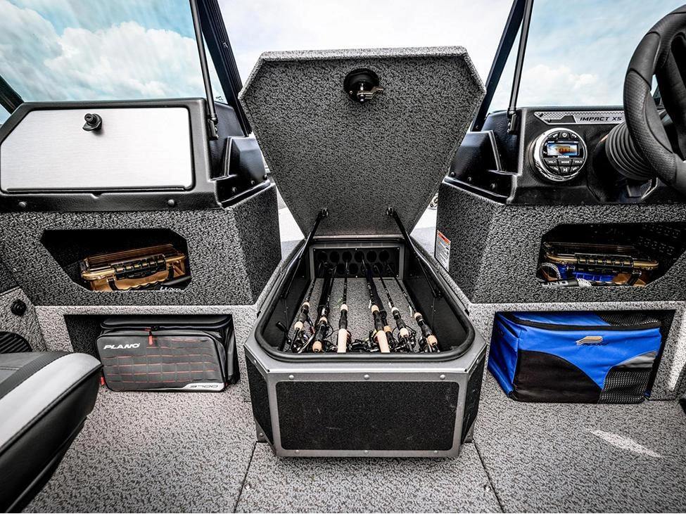 2025 Lund 1775 Impact XS 1775 Impact XS SS alt