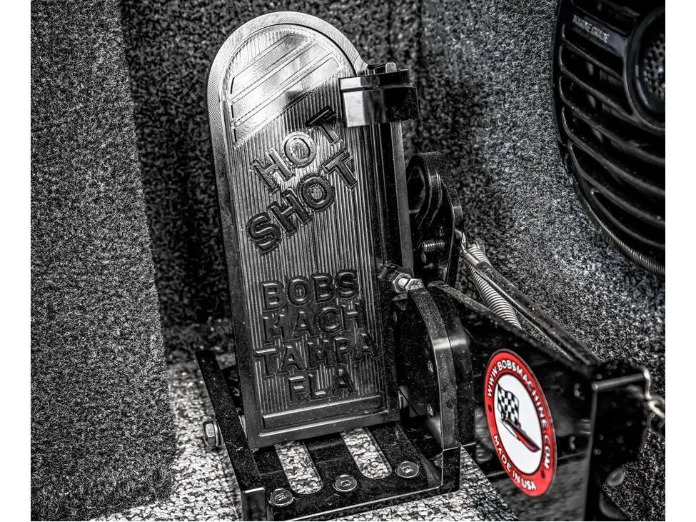 2025 Lund 2075 Pro-V Bass XS