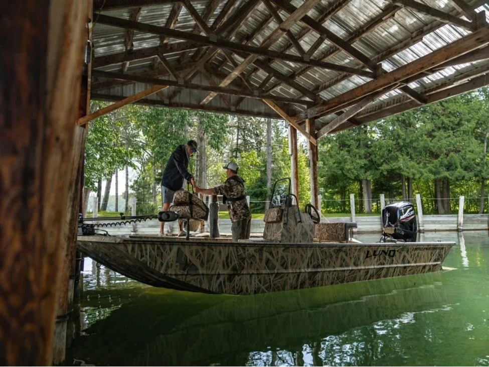 Lund 1870 Predator 1870 Predator Tiller 2025 alt