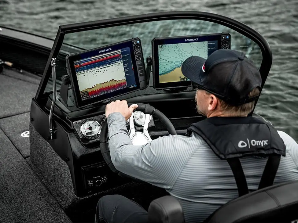 2025 Lund 2075 Pro-V Sport