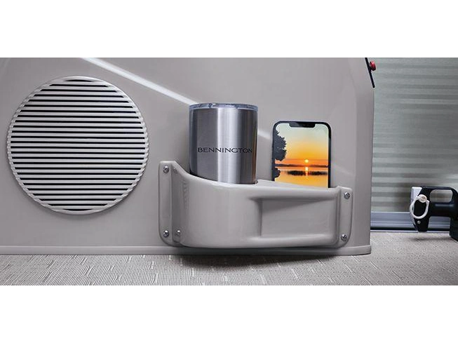 Bennington Marine SX Line 20 SX Stern Radius Quad Bench 2025 alt