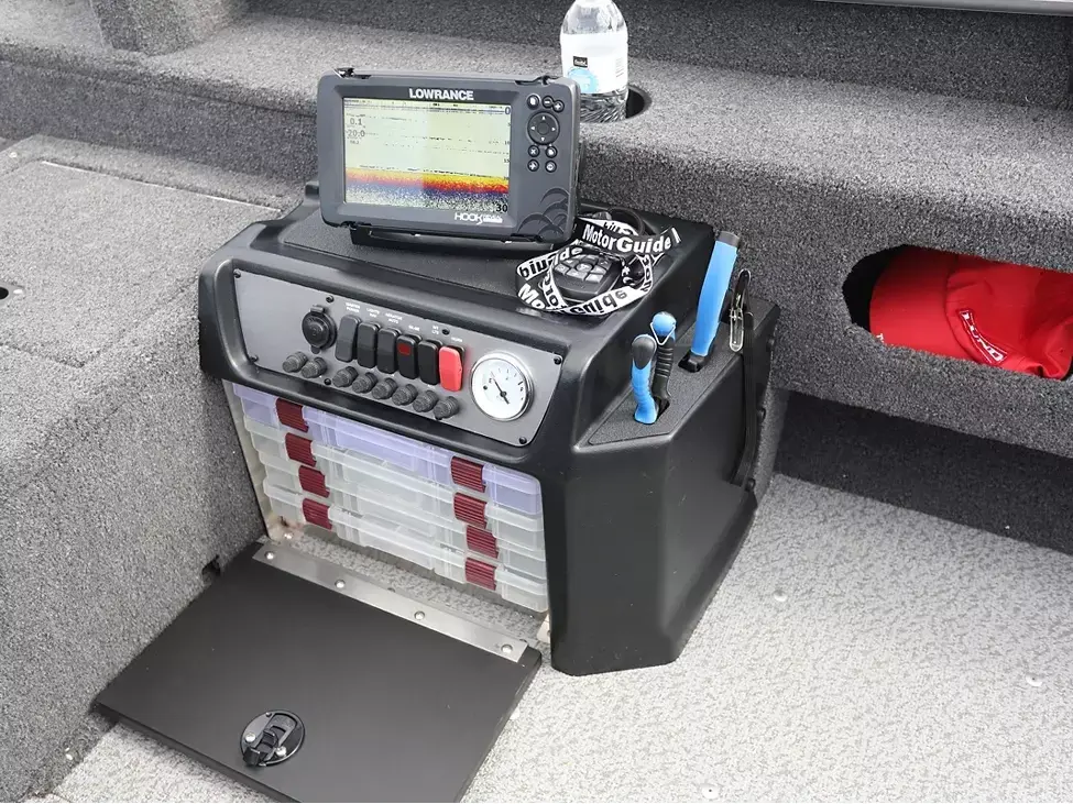 2025 Lund 1775 Pro Guide Tiller