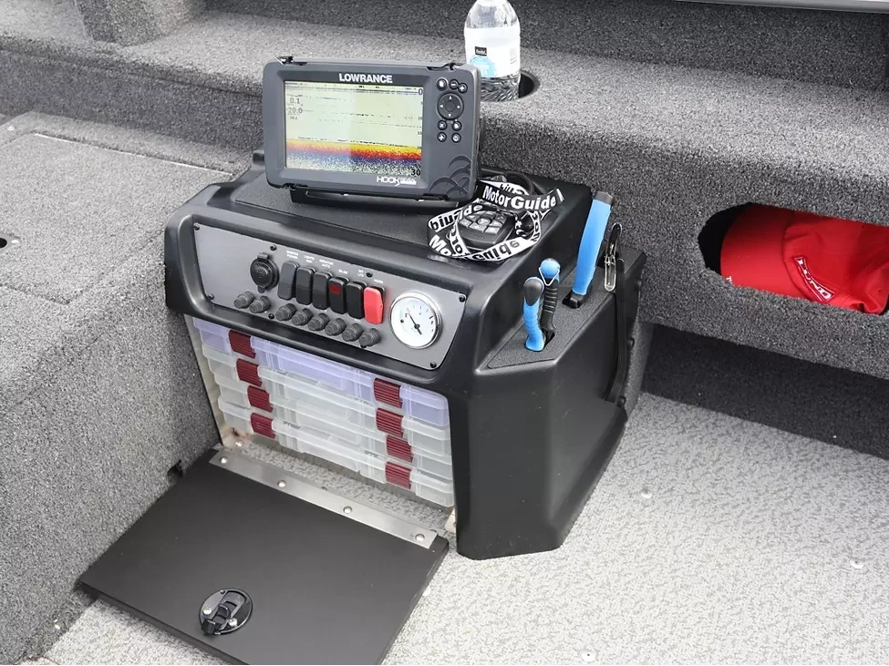 2025 Lund 1775 Pro Guide 1775 Pro Guide Tiller alt