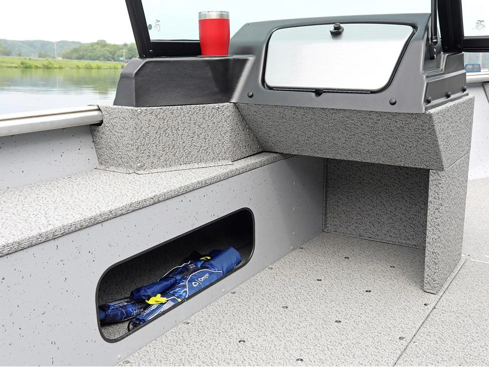 2025 Lund 1875 Alaskan 1875 Alaskan Tiller alt