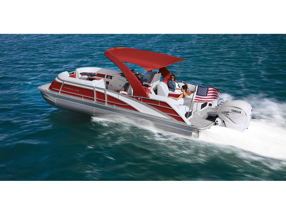 2025 Bennington Marine Q Line 25 Q Stern Radius Quad Bench alt