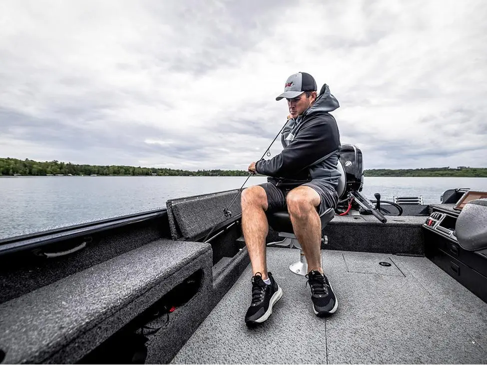 2025 Lund 1875 Pro Guide Tiller