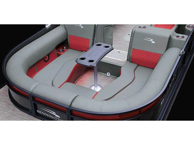 2025 Bennington Marine L Bowrider Line 23 LT Fastback Quad Bench alt