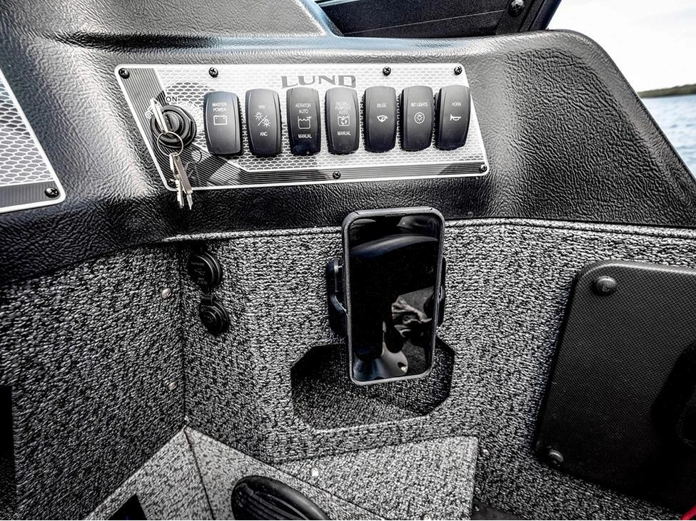 2025 Lund 1775 Impact XS 1775 Impact XS SS alt