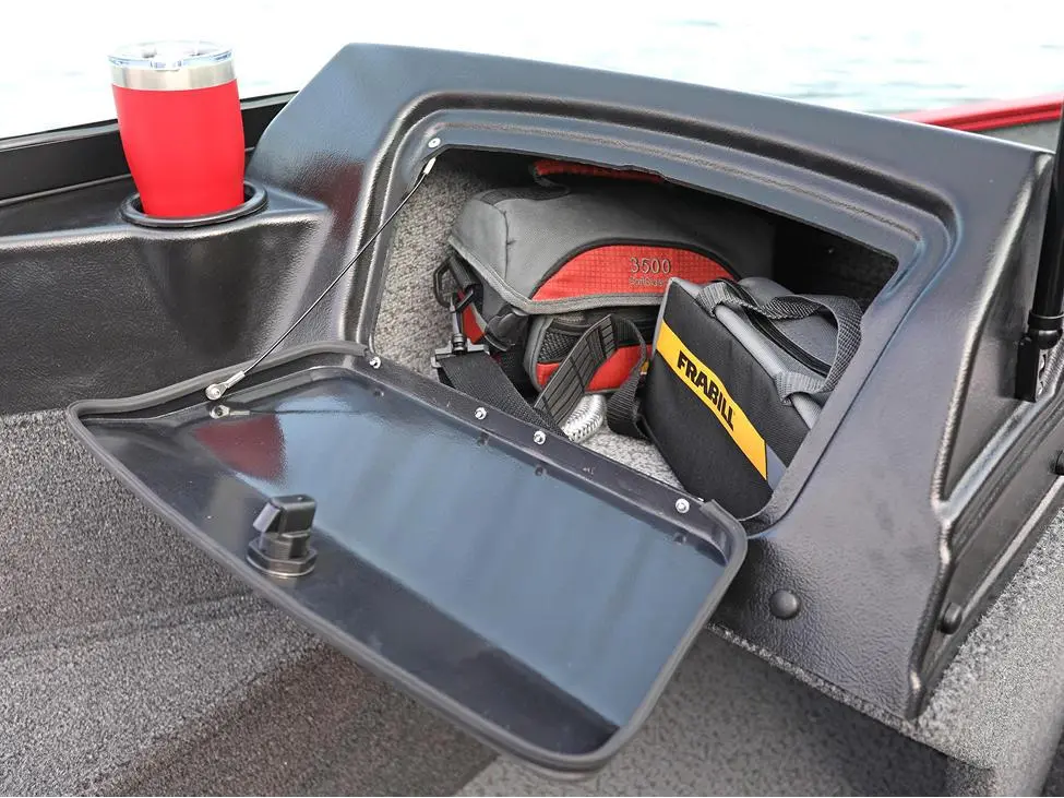 Lund 1650 Angler SS 2025