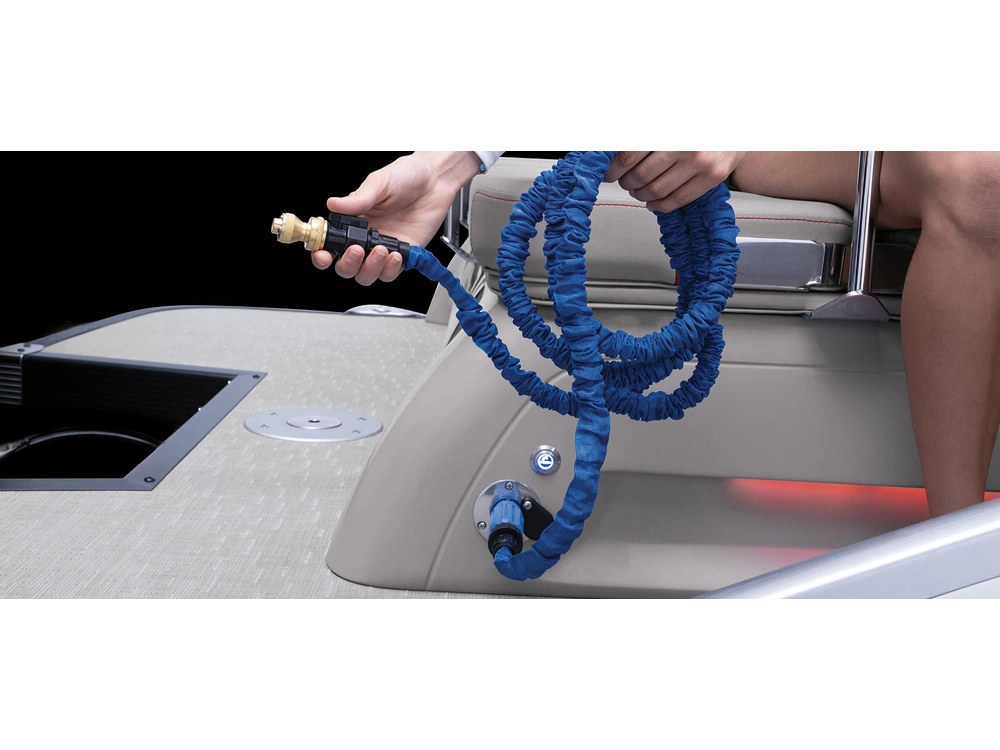 Bennington Marine RX Sport Line 23 RX Fastback Quad Bench 2025 alt