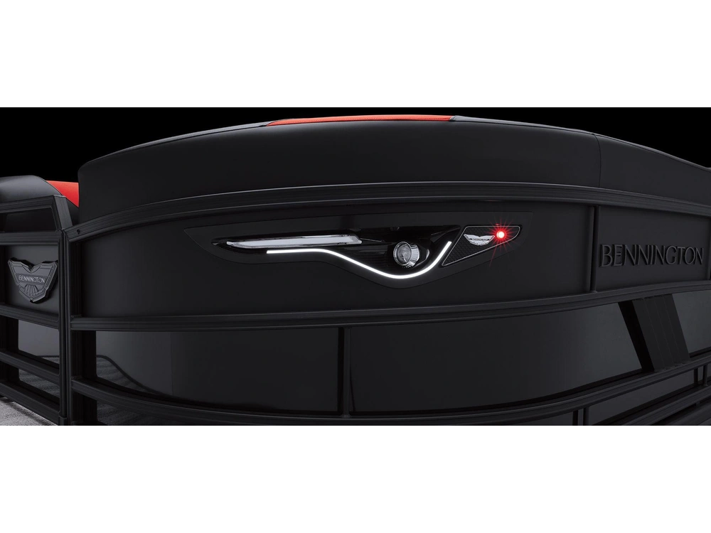 Bennington Marine M Line 22 M Fastback Quad Bench 2025 alt