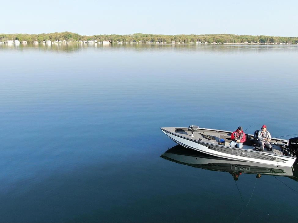 Lund 2075 Pro Guide 2075 Pro Guide Tiller 2025 alt