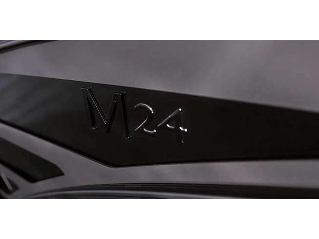 Bennington Marine M Line 22 M Fastback Quad Bench 2025 alt