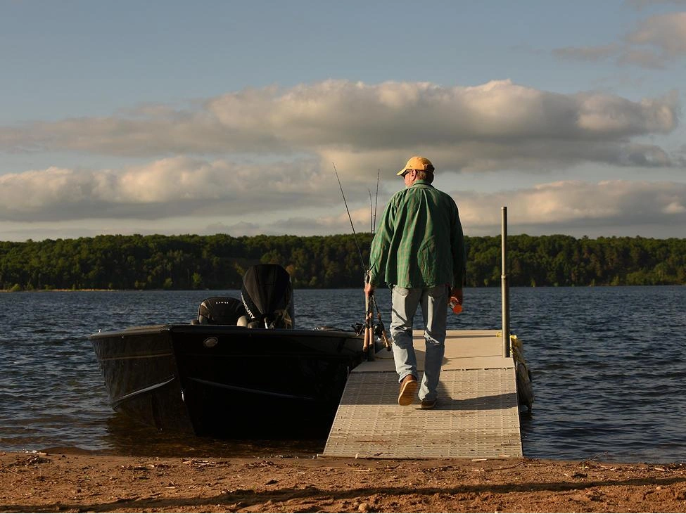 Lund 2075 Pro Guide 2075 Pro Guide Tiller 2025 alt