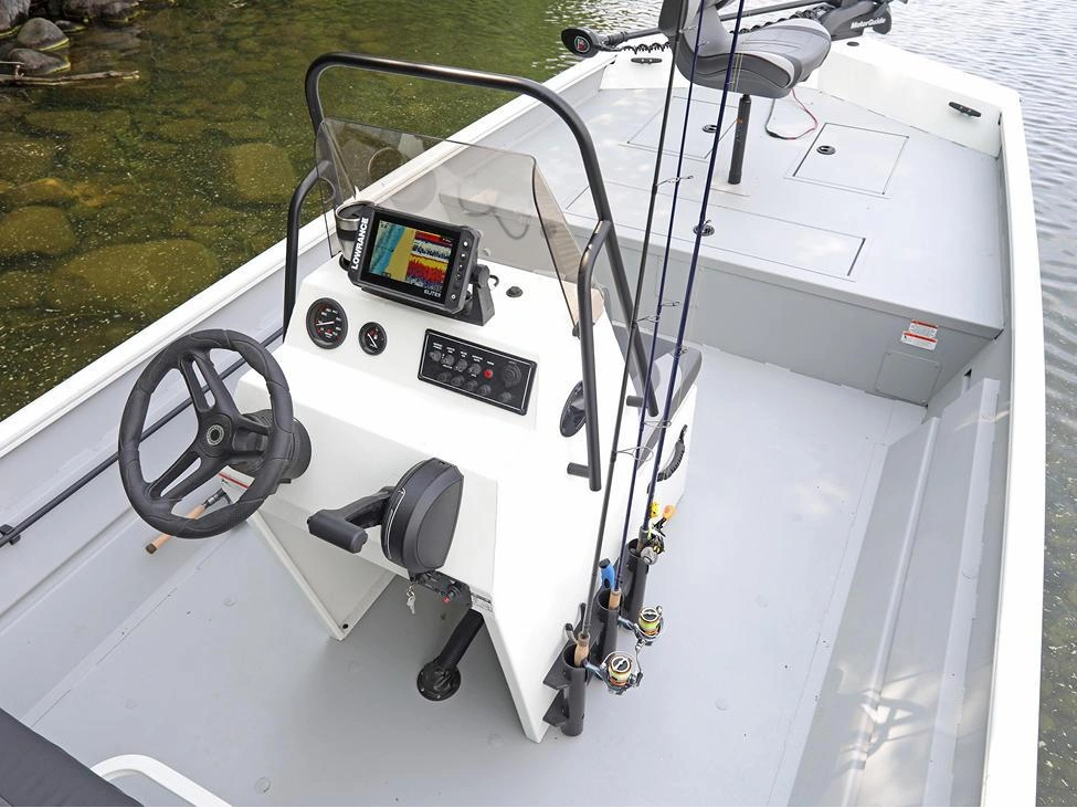 2025 Lund 2070 Predator 2070 Predator SS alt