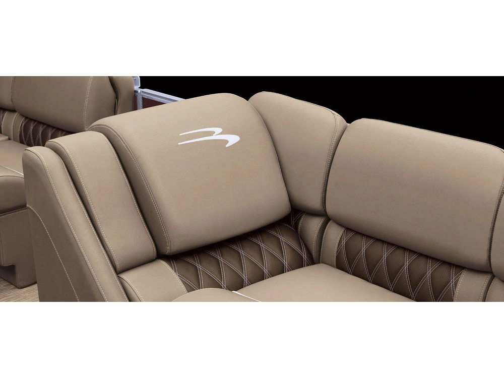 Bennington Marine R Line 23 R Quad Bench 2025 alt