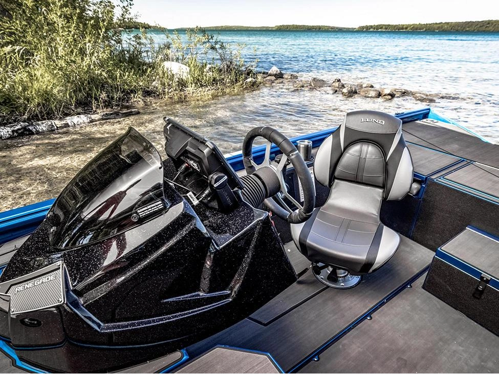 2025 Lund 1975 Renegade 1975 Renegade SS alt