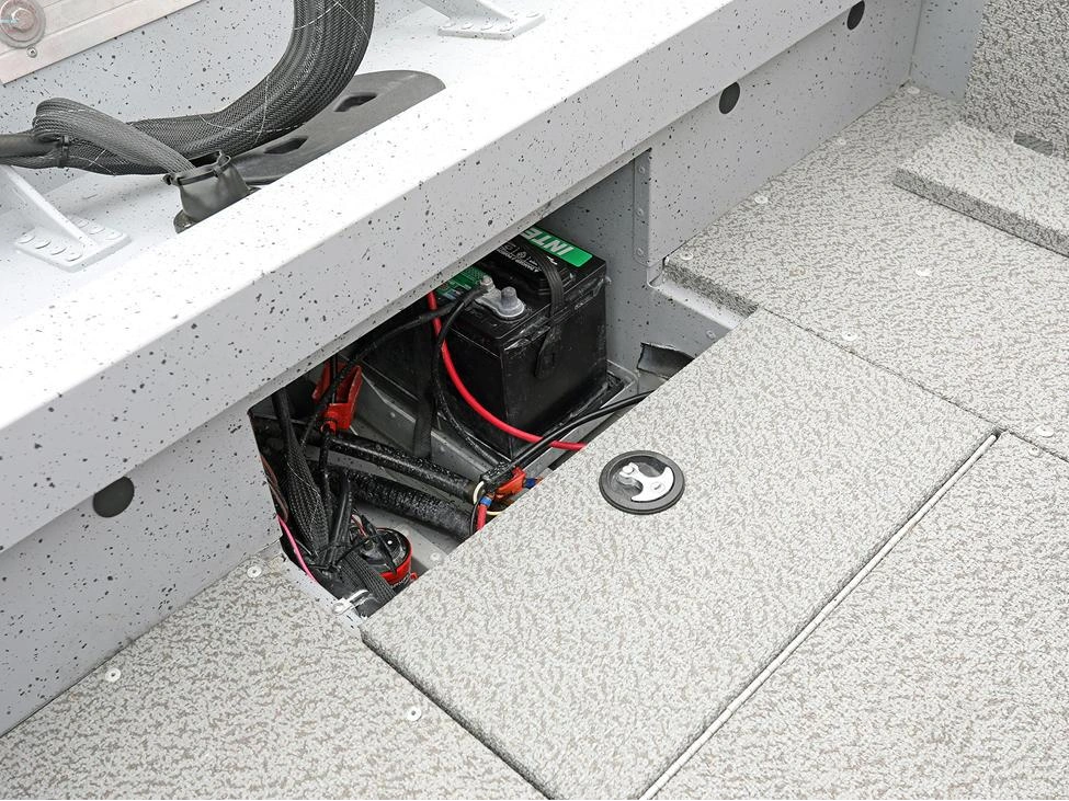 Lund 2075 Alaskan 2075 Alaskan Tiller 2025 alt