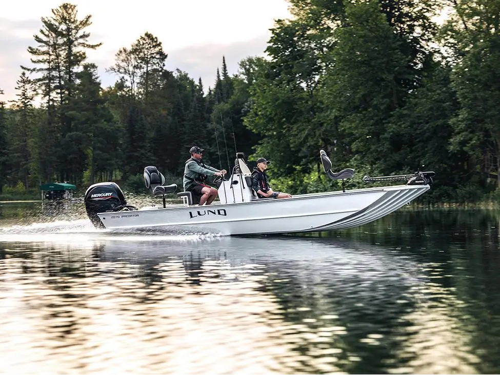 Lund 2070 Predator SS 2025