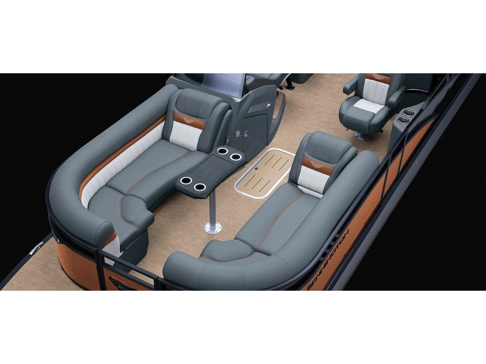 2025 Bennington Marine LX Sport Line 23 LXS Fastback Quad Bench alt