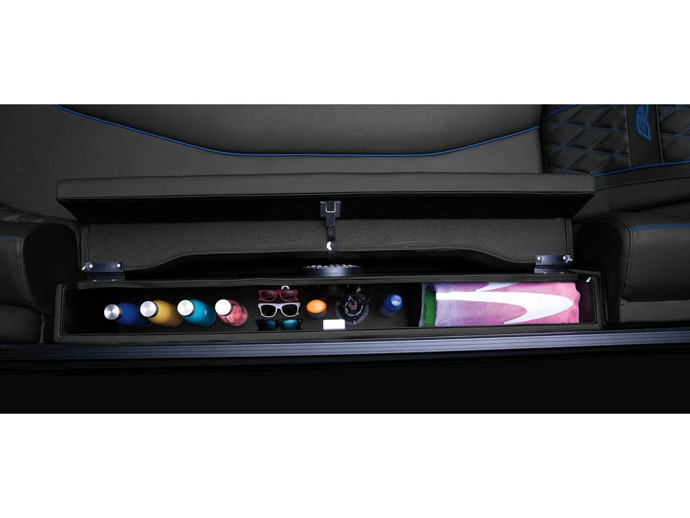 Bennington Marine R Bowrider Line 22 RT Fastback Quad Bench 2025 alt