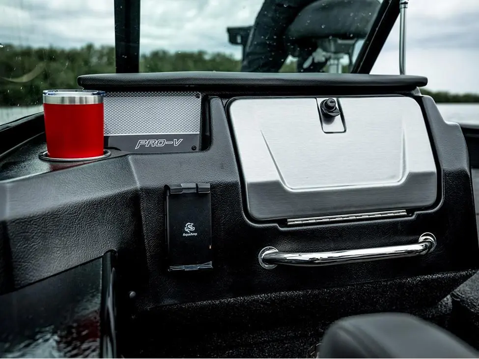 Lund 2075 Pro-V Sport 2025