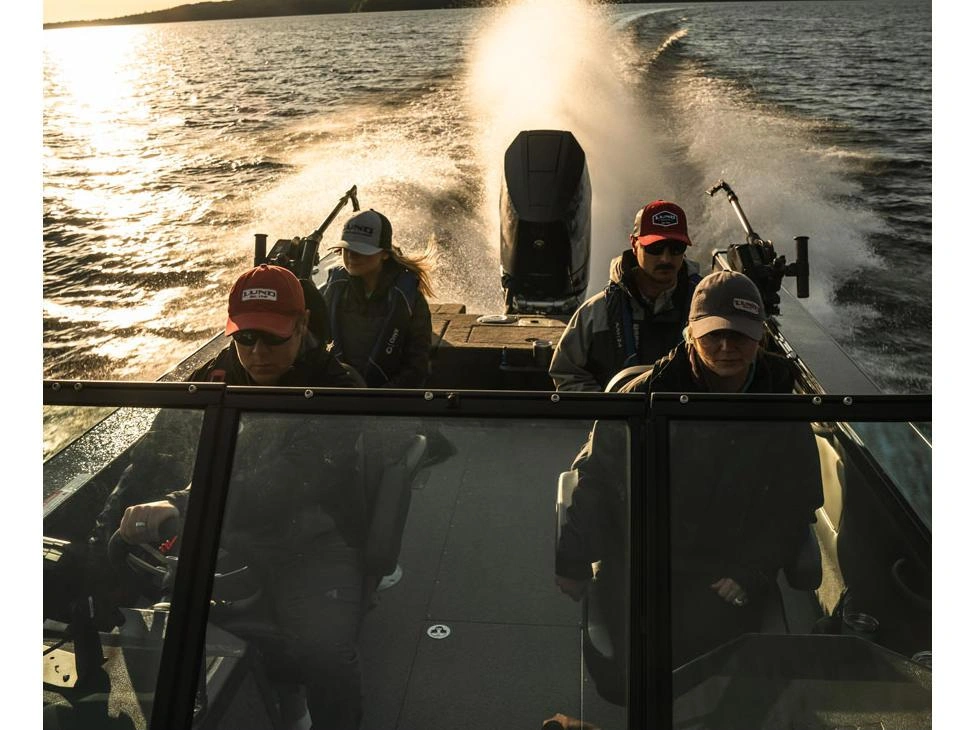 Lund 2275 Baron 2275 Baron Sport 2025 alt